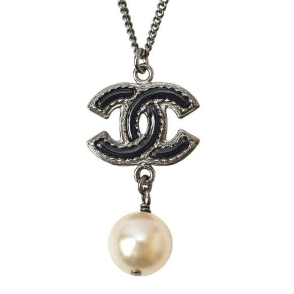 CHANEL Authentic Black Pearl Logo Necklace